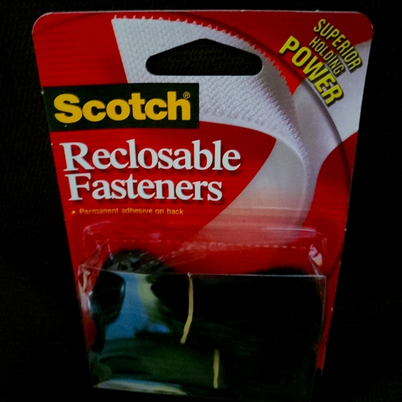 Scotch 3M RF70011 Fabric Fasteners 1 set of Strips Long, 3/4 x 18, Black - Picture 4 of 7